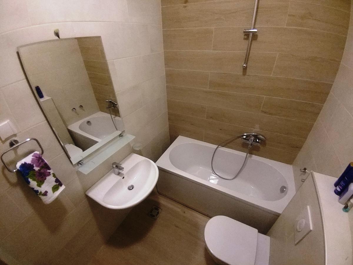Jc10 Apartment 3 Bedroom, Free Parking, 73Sqm Novi Sad Exterior photo